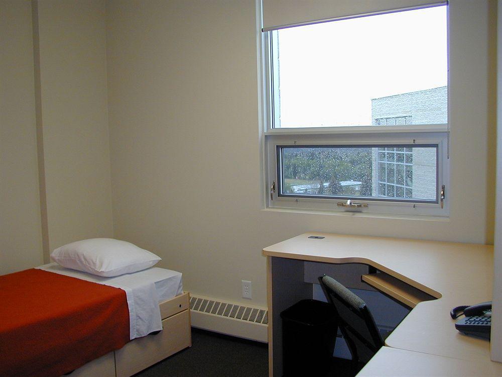 University Of Alberta - Hotel Edmonton Eksteriør bilde