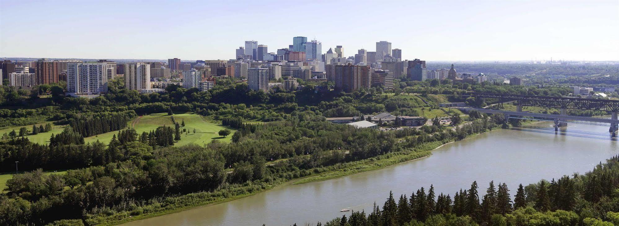 University Of Alberta - Hotel Edmonton Eksteriør bilde